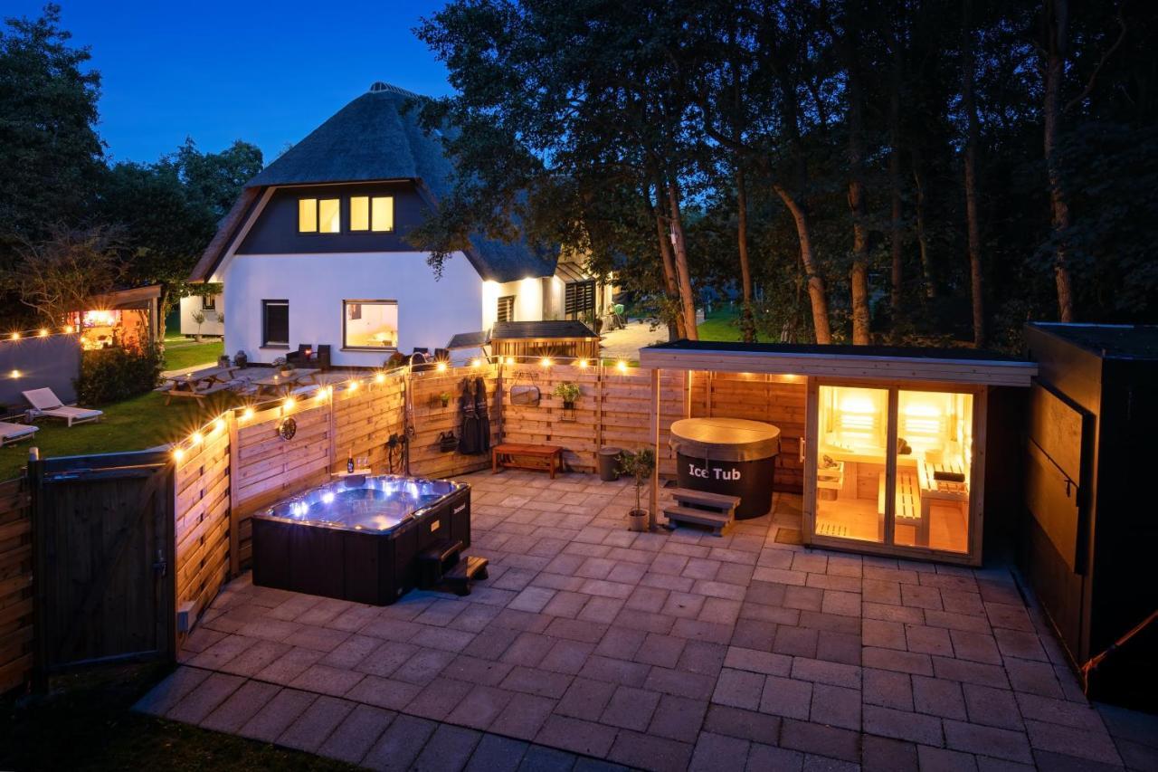 The Island Life Texel Met Jacuzzi Villa เดอ คุก ภายนอก รูปภาพ
